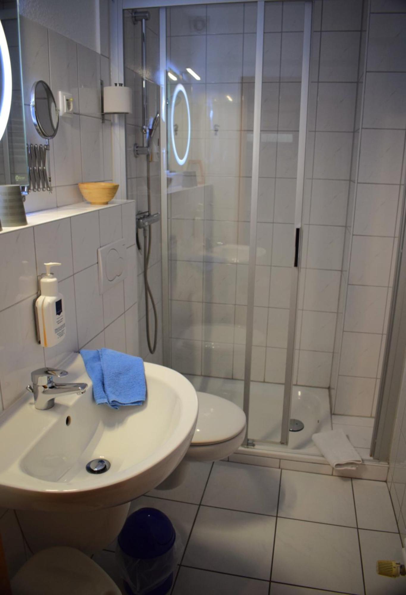 Hotel Haus Am Meer Бюзум Экстерьер фото