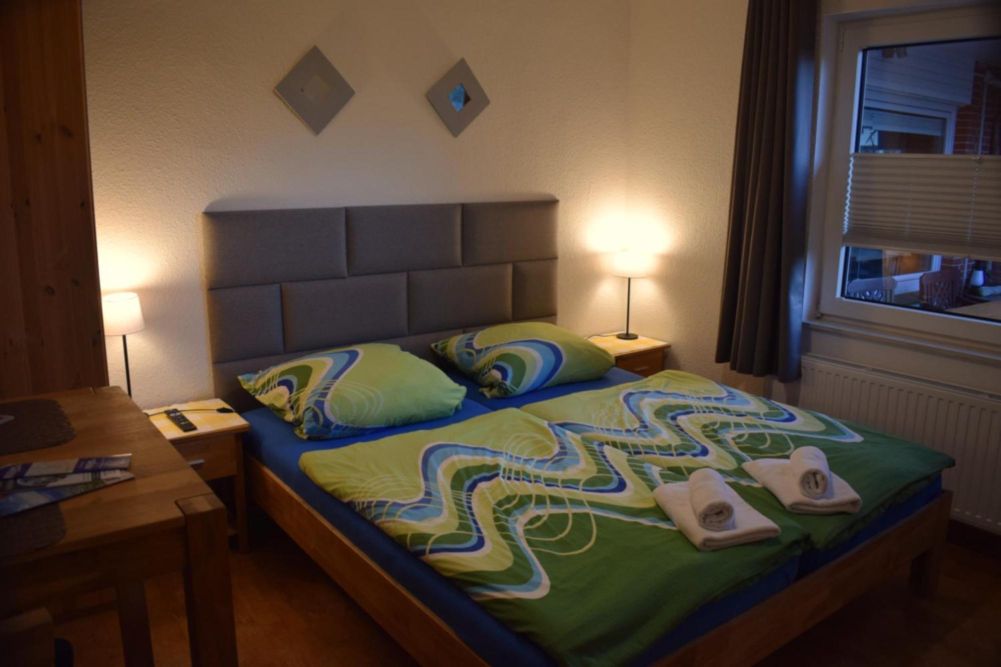 Hotel Haus Am Meer Бюзум Экстерьер фото